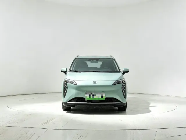 GAC Aion Y — Фото автомобиля 2