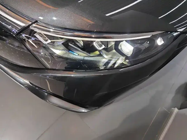 Mercedes-Benz EQS — Фото автомобиля 23