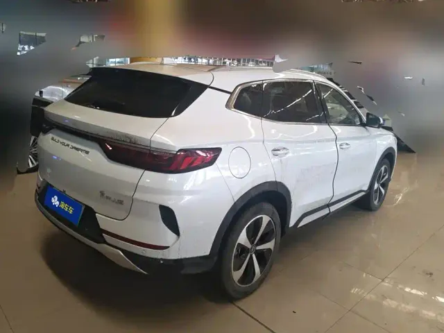 BYD Song PLUS — Фото автомобиля 3