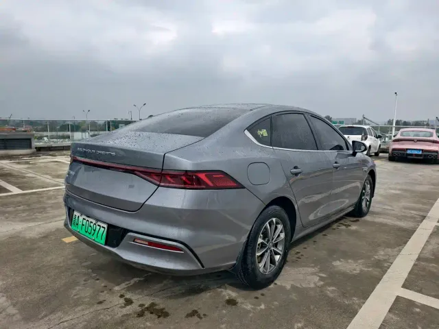 BYD Qin PLUS — Фото автомобиля 7