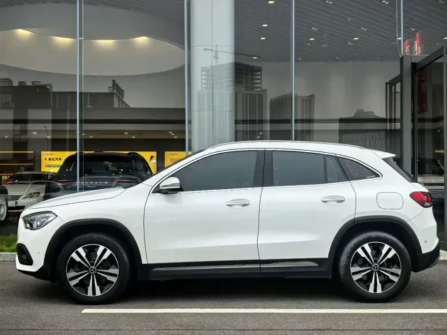Mercedes-Benz GLA-Class — Фото автомобиля 3