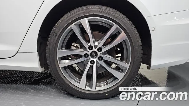 Audi A6 45 TFSI Premium — Фото автомобиля 20