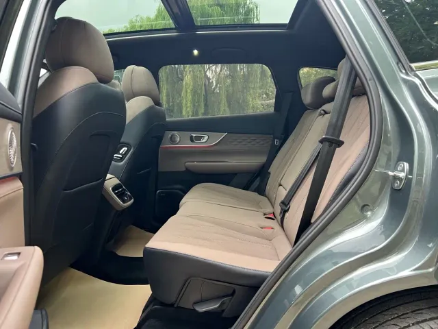 Chery Tiggo 8 PLUS — Фото автомобиля 21