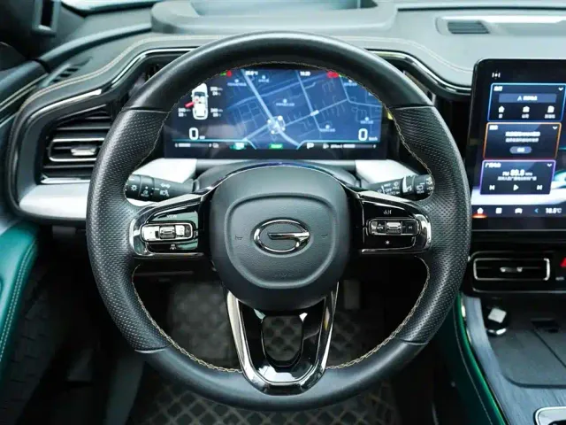 GAC Trumpchi GS8 — Фото автомобиля 9
