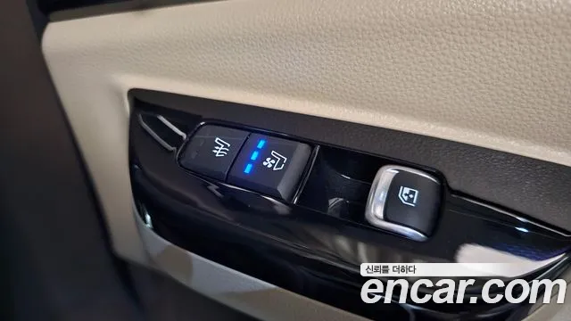 Kia Canival Carnival 4 поколение Дизель 9 мест Hi-Limousine — Фото автомобиля 28