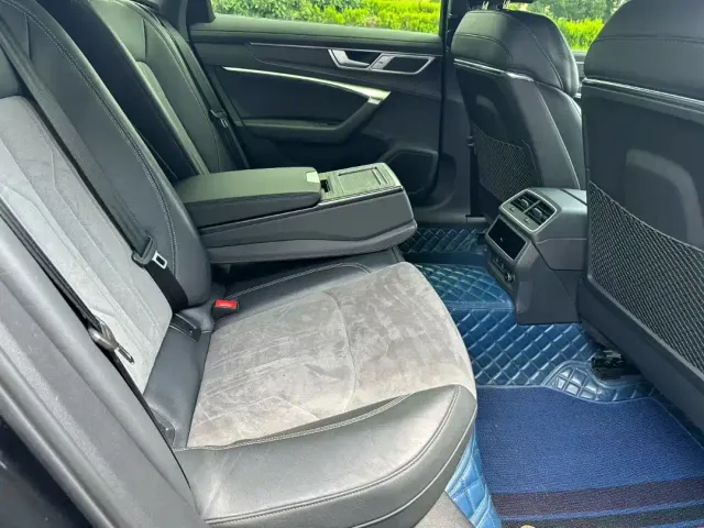 Audi A6L — Фото автомобиля 5