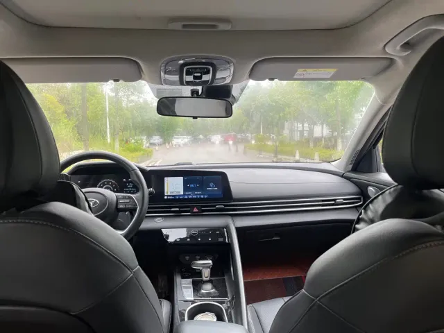 Hyundai Elantra — Фото автомобиля 6
