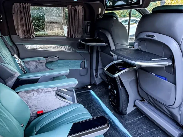 Ford Tourneo — Фото автомобиля 18