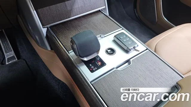 Land Rover Range Rover — Фото автомобиля 13