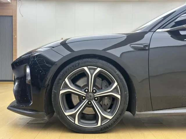Nio ET5 Touring — Фото автомобиля 16