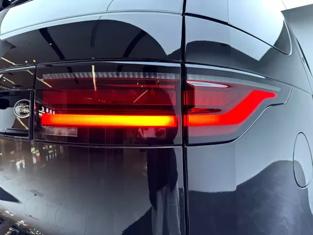 Land Rover Discovery — Фото автомобиля 9