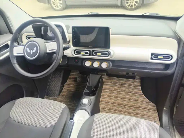 Wuling Hongguang Mini EV — Фото автомобиля 12
