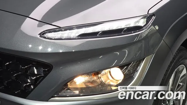 Hyundai Kona — Фото автомобиля 7