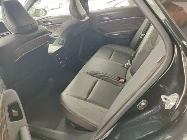 Toyota Avalon 2024 Model Hybrid 2.0L Prestige Edition — Фото автомобиля 16