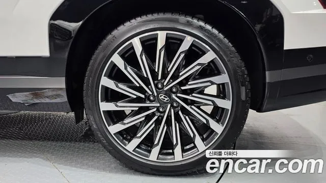 Hyundai Santafe Santa Fe (MX5) Бензин 2.5T 2WD — Фото автомобиля 16