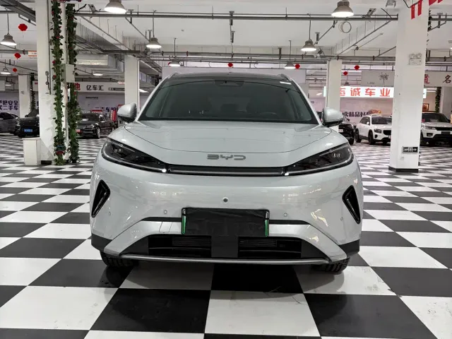 BYD Seal 05 DM-i — Фото автомобиля 2