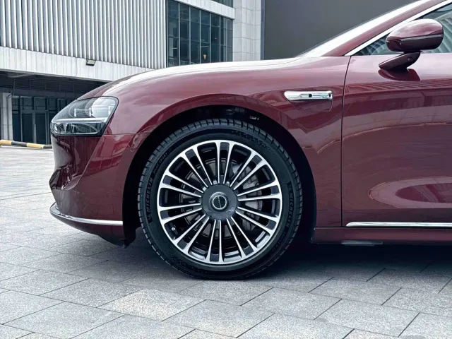 Stelato S9 — Фото автомобиля 5