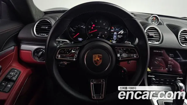 Porsche 718 — Фото автомобиля 17