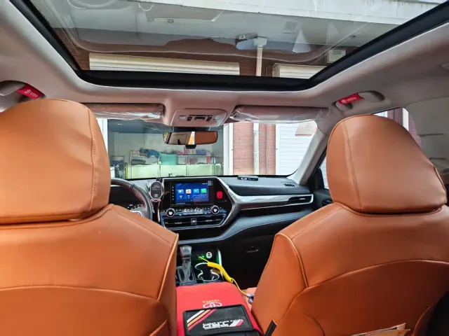 Toyota Highlander — Фото автомобиля 12