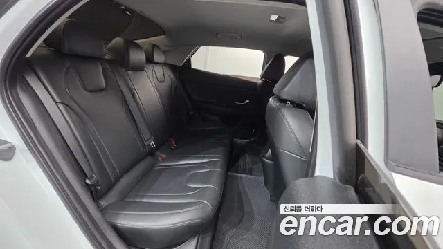 Hyundai Avante — Фото автомобиля 18