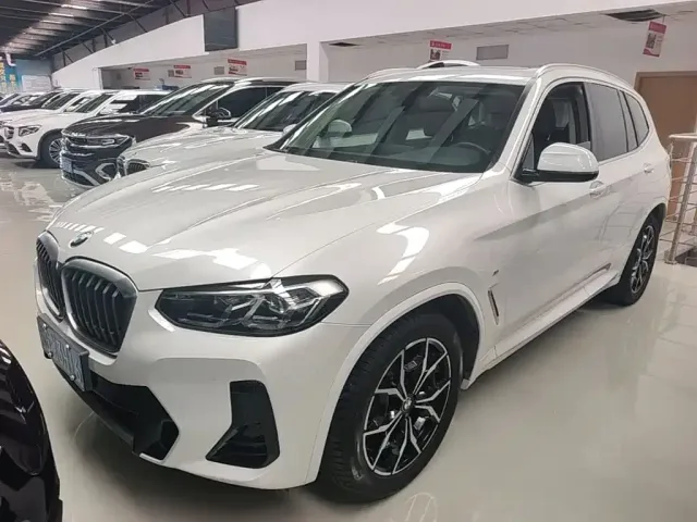 Фотография автомобиля — BMW X3