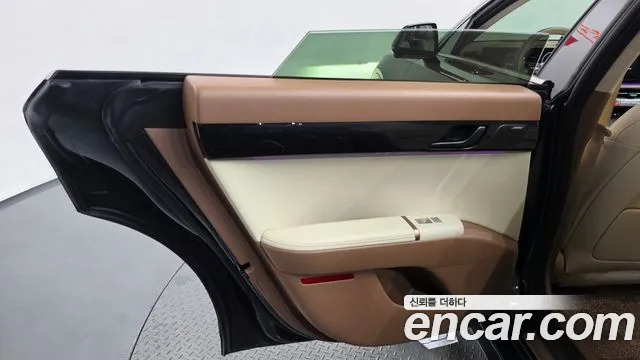 Hyundai Grandeur GN7 — Фото автомобиля 14