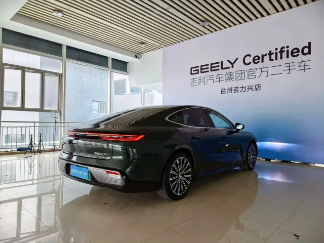 Geely Galaxy Xingyao 8 — Фото автомобиля 13