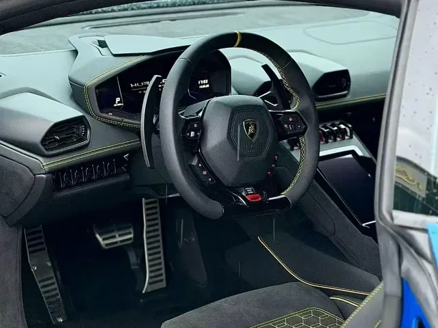 Lamborghini Huracan — Фото автомобиля 5