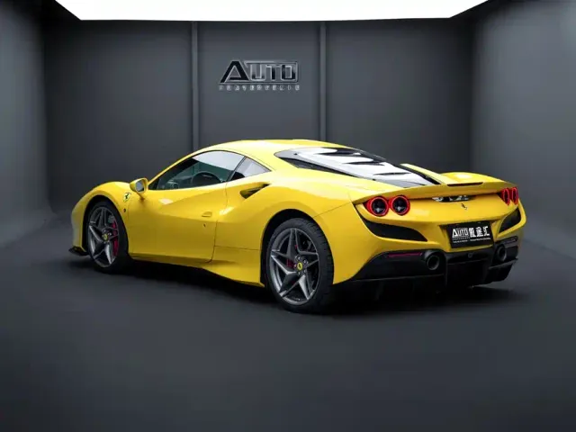 Ferrari F8 — Фото автомобиля 6