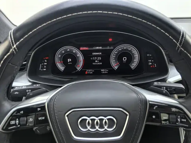 Audi A6L — Фото автомобиля 4