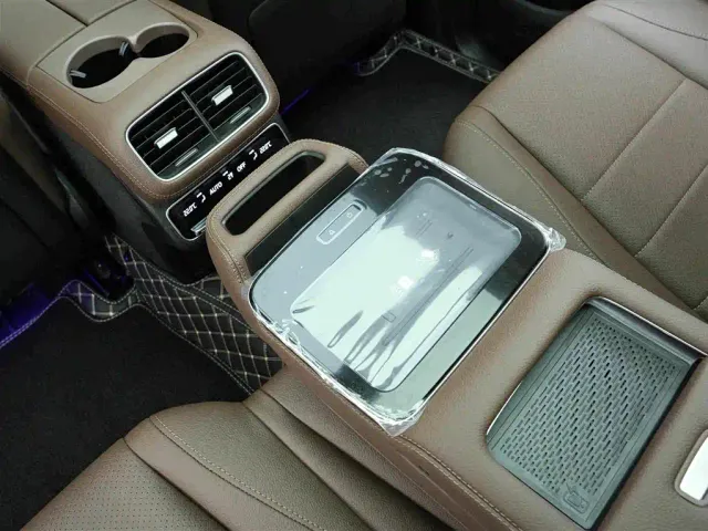 Mercedes-Benz GLE-Class — Фото автомобиля 16