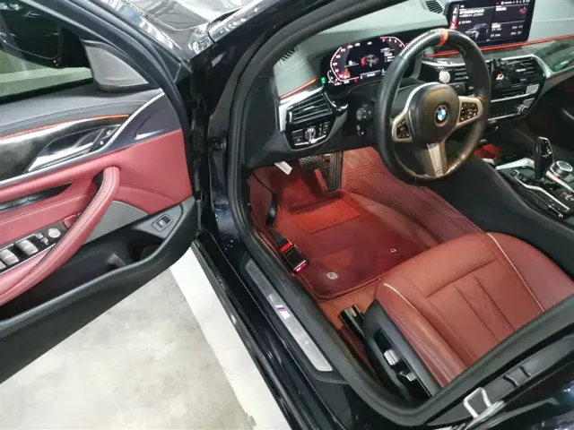 BMW 5 Series — Фото автомобиля 11