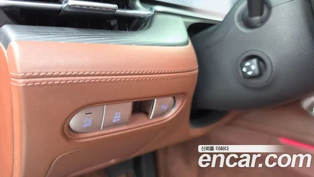 Genesis G90 Бензин 3.5 турбо AWD — Фото автомобиля 16