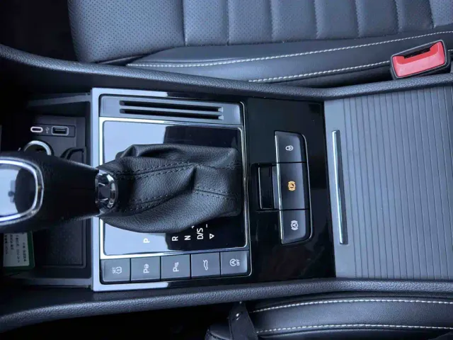 Skoda Superb — Фото автомобиля 16