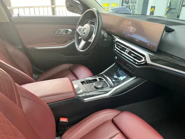 BMW 3 Series — Фото автомобиля 8