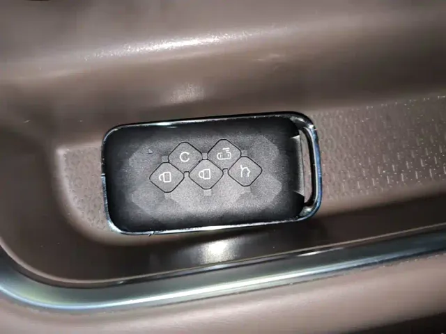 Wuling Starlight 730 — Фото автомобиля 8