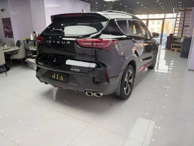 Jetour X70 — Фото автомобиля 4