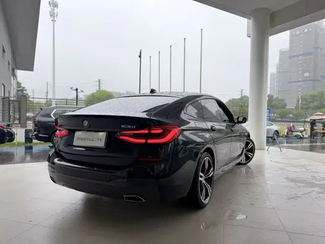 BMW 6 Series Gran Turismo — Фото автомобиля 5