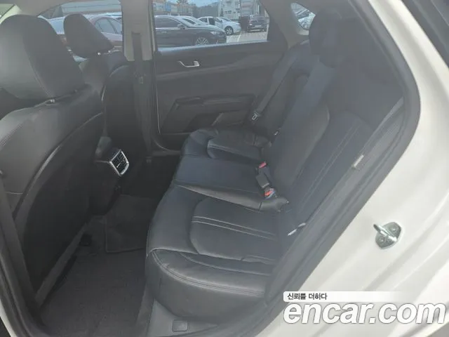 Kia K5 K5 3 поколение 2.0 LPI(Для проката) — Фото автомобиля 8