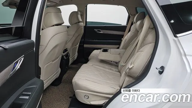 Genesis GV80 — Фото автомобиля 16