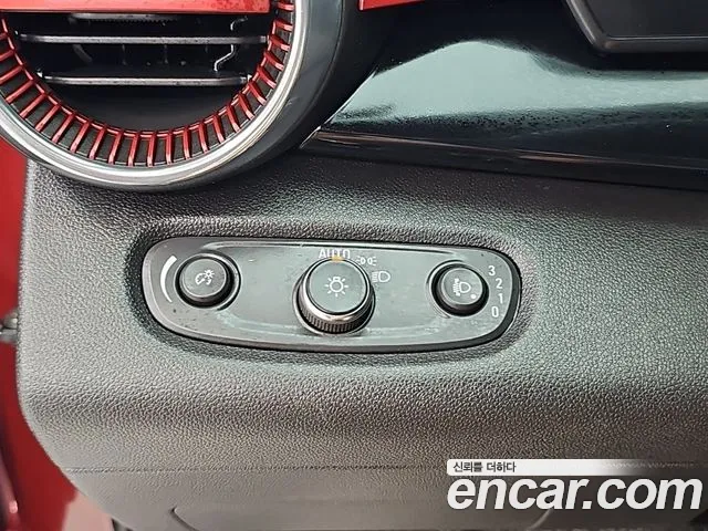 ChevroletGMDaewoo Trax Trax Кроссовер — Фото автомобиля 17