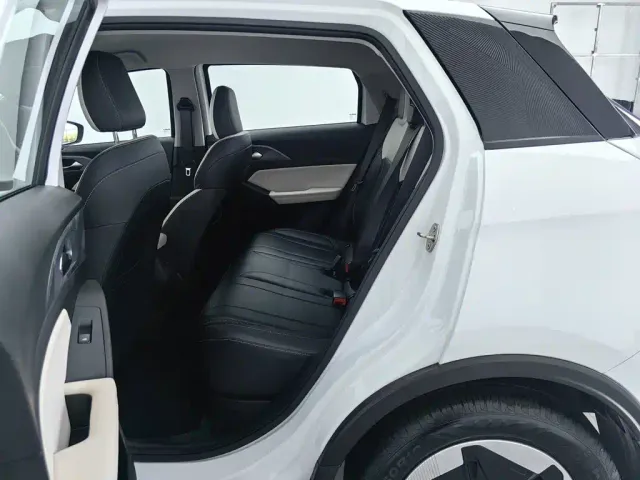 Geely Geometry E Firefly — Фото автомобиля 15