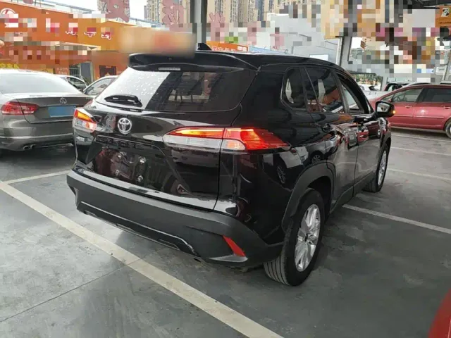 Toyota Corolla Cross — Фото автомобиля 6
