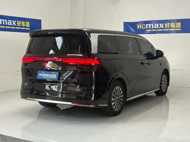 BYD Xia — Фото автомобиля 6