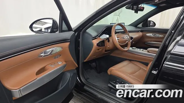 Genesis GV70 2.5T Бензин AWD — Фото автомобиля 10