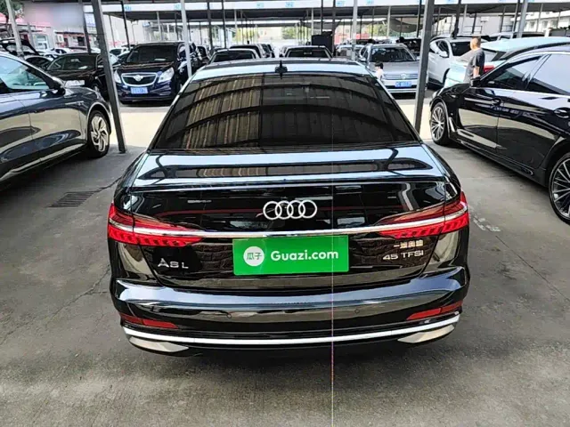 Audi A6L — Фото автомобиля 5