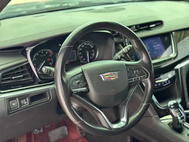 Cadillac XT6 — Фото автомобиля 6