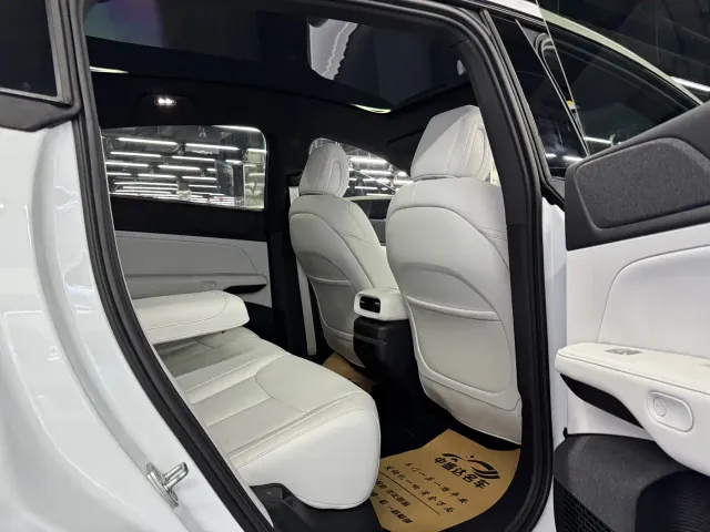 Xpeng G6 — Фото автомобиля 12