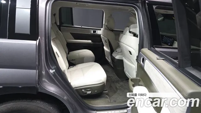 Hyundai Santafe — Фото автомобиля 11