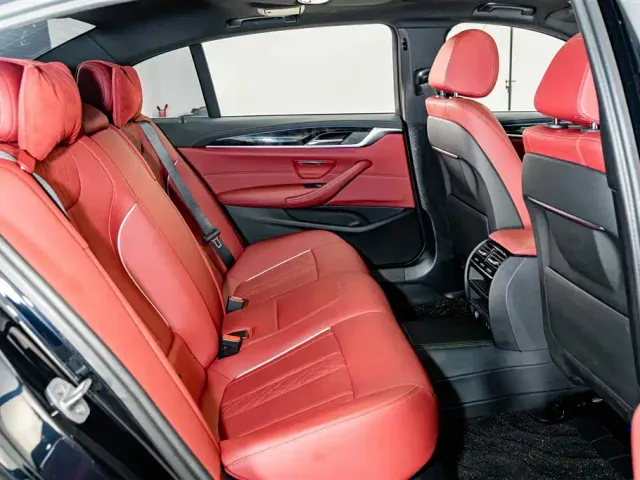 BMW 5 Series — Фото автомобиля 20